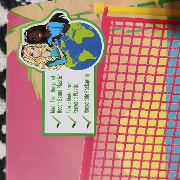 Barbie Loves The Ocean Beach Volleyball Playset NIB - never opened - Picture 3 of 4